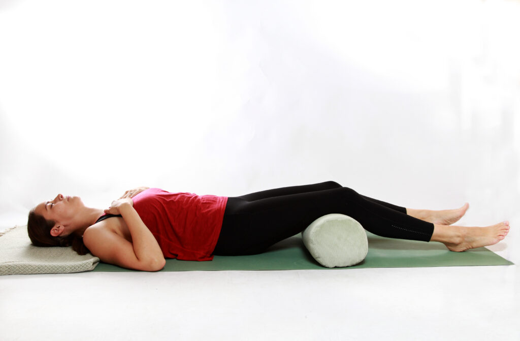 Relaxing yoga pose for breathing Katharina Claeys SafeMama Yoga